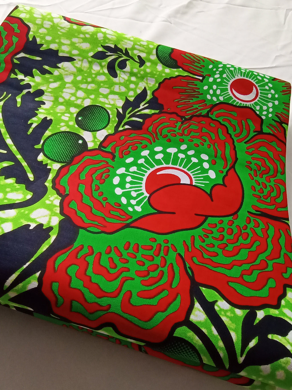 African Floral Wax Print Fabric: 100% Cotton Ankara Wrapper, 6 Yards
