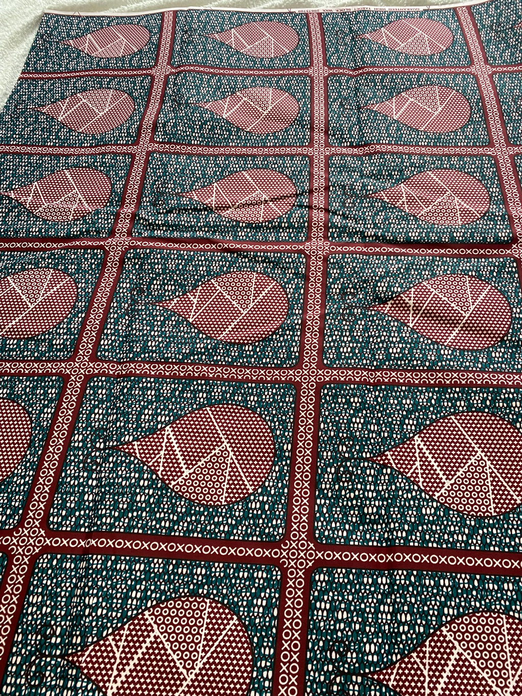 African Ankara Polycotton Fabric: Bold Print, 6 Yards