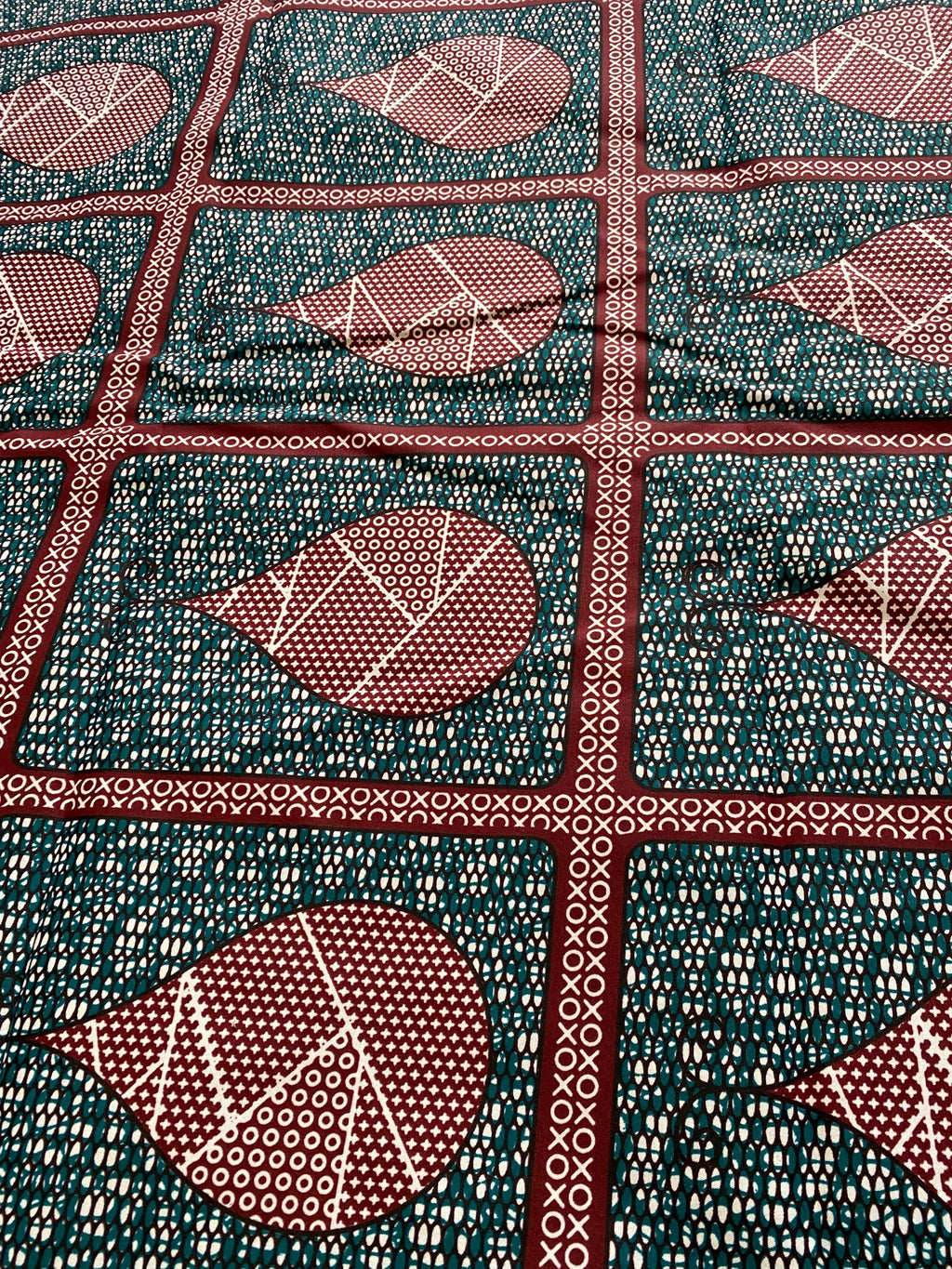 African Ankara Polycotton Fabric: Bold Print, 6 Yards