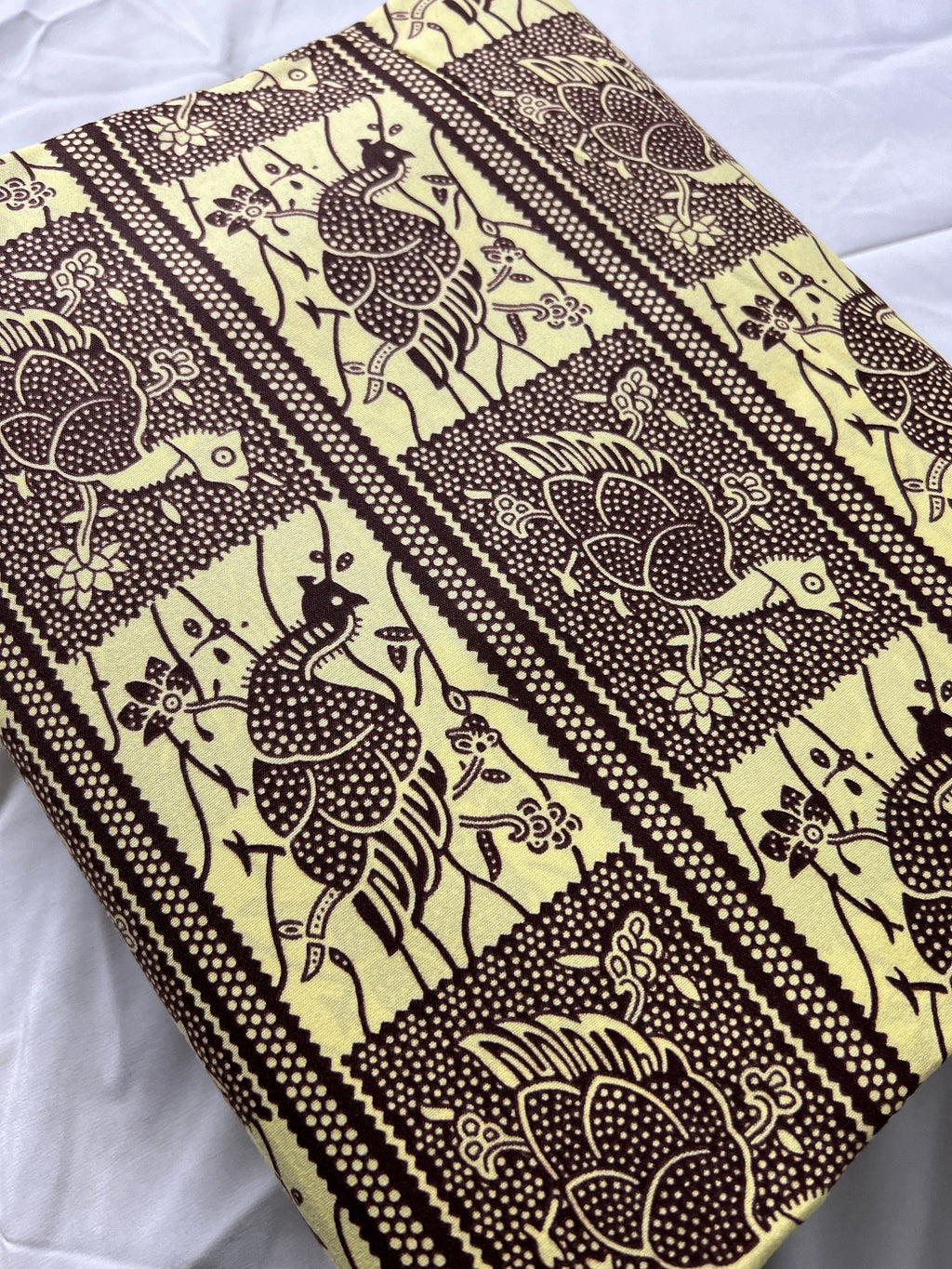 Leaf Print Ankara Fabric: Polycotton Wax Print, 6 Yards